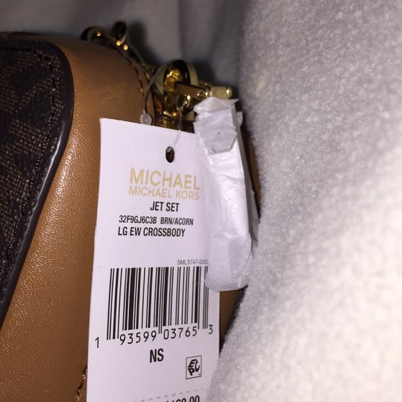 ⭐️ BRAND NEW LG EW MICHEAL KORS ⭐️ - Picture 3 of 5